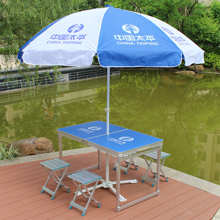 Advertising table/tablecloth