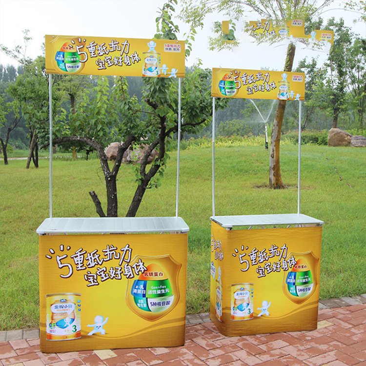 Advertising table/tablecloth